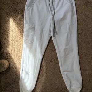 Figs Womens's White Jogger Scrub Pants